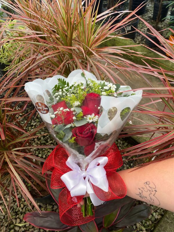 Buquê com 3 rosas