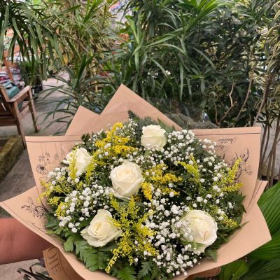 5 rosas