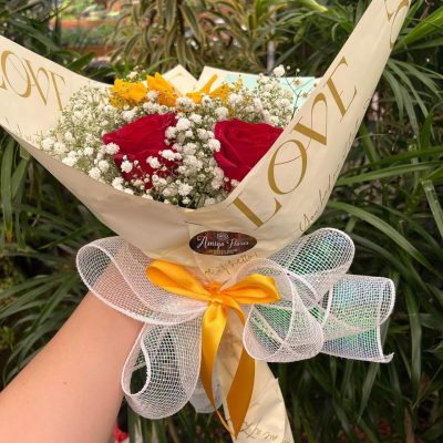 buque com 2 rosas